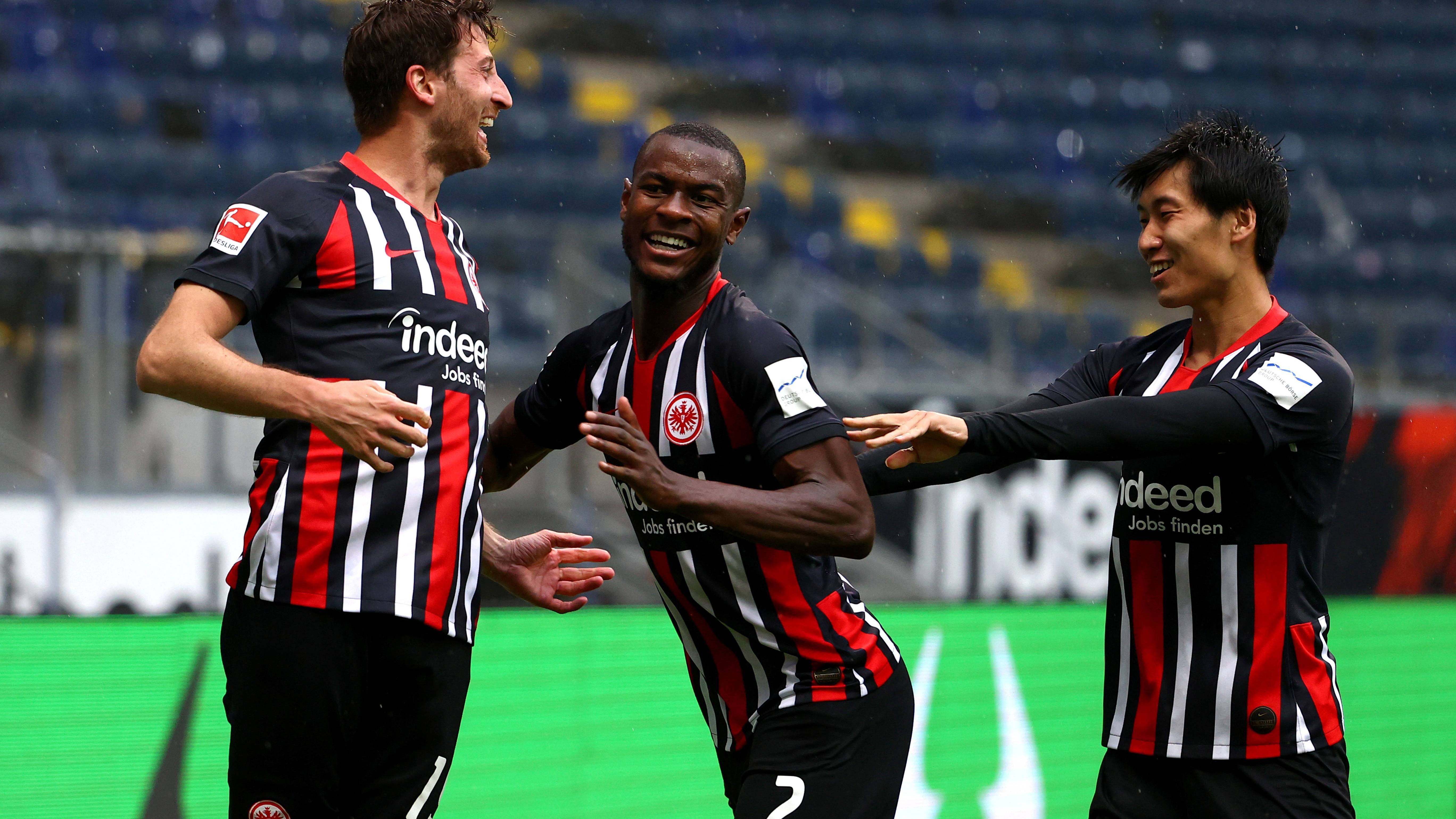 关于弗赖堡双杀对手展现进攻火力的信息