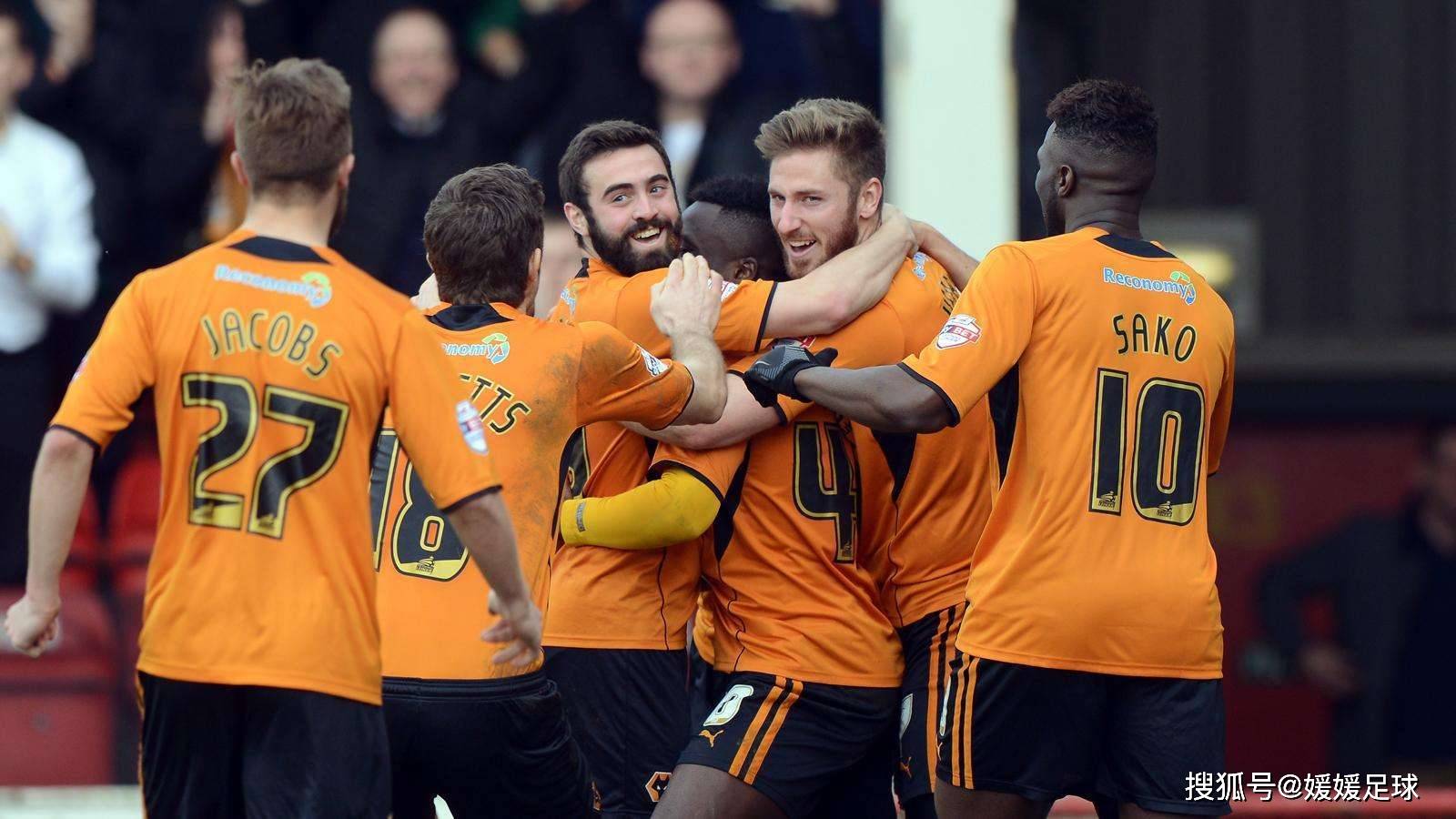 雷火电竞充值-里昂中场球员统治比赛，带队晋级