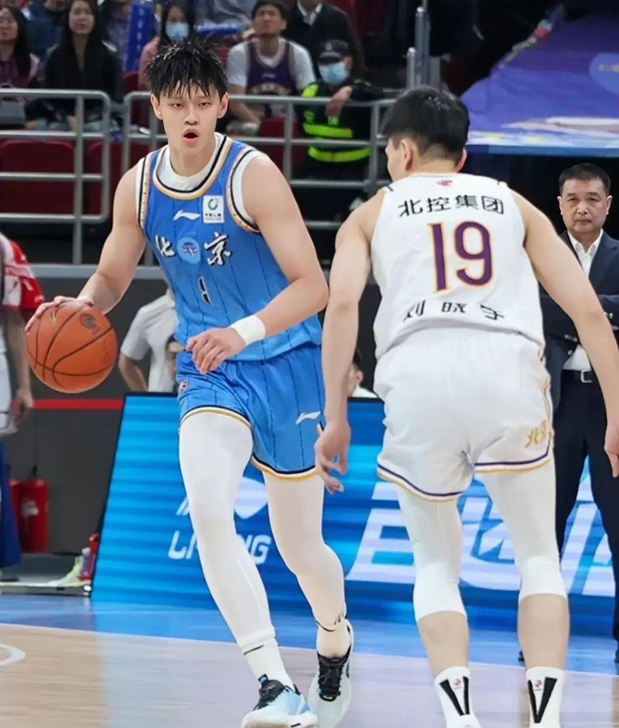 新赛季CBA球队引进炙手可热球员,期待大放异彩的简单介绍 新赛季CBA球队引进炙手可热球员,期待大放异彩的简单介绍