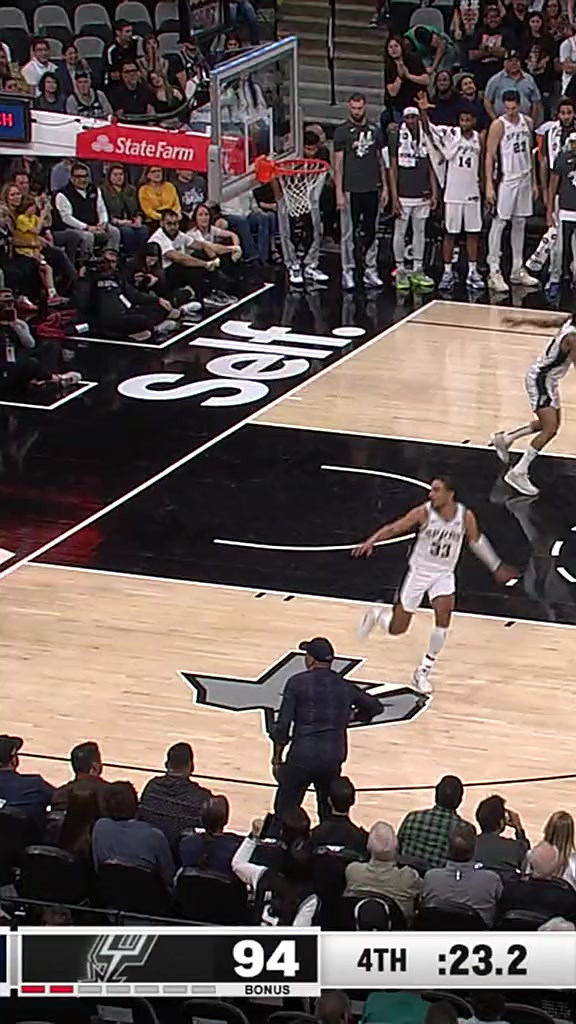 包含马刺擒下灰熊，德罗赞关键时刻砍下分的词条