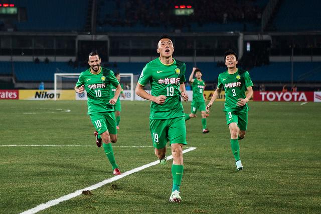 关于国安主场豪取胜果，豪取建业头名的信息