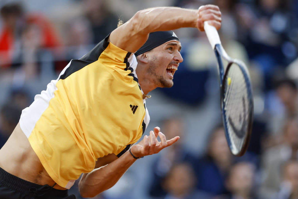 法网力克澳网，兹维列夫刷新纪录