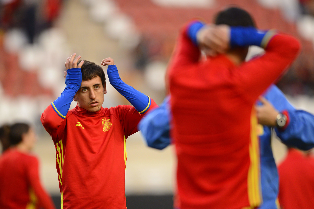 雷火电竞入驻-荷兰翻盘美国，奥亚尔萨瓦尔带队取胜