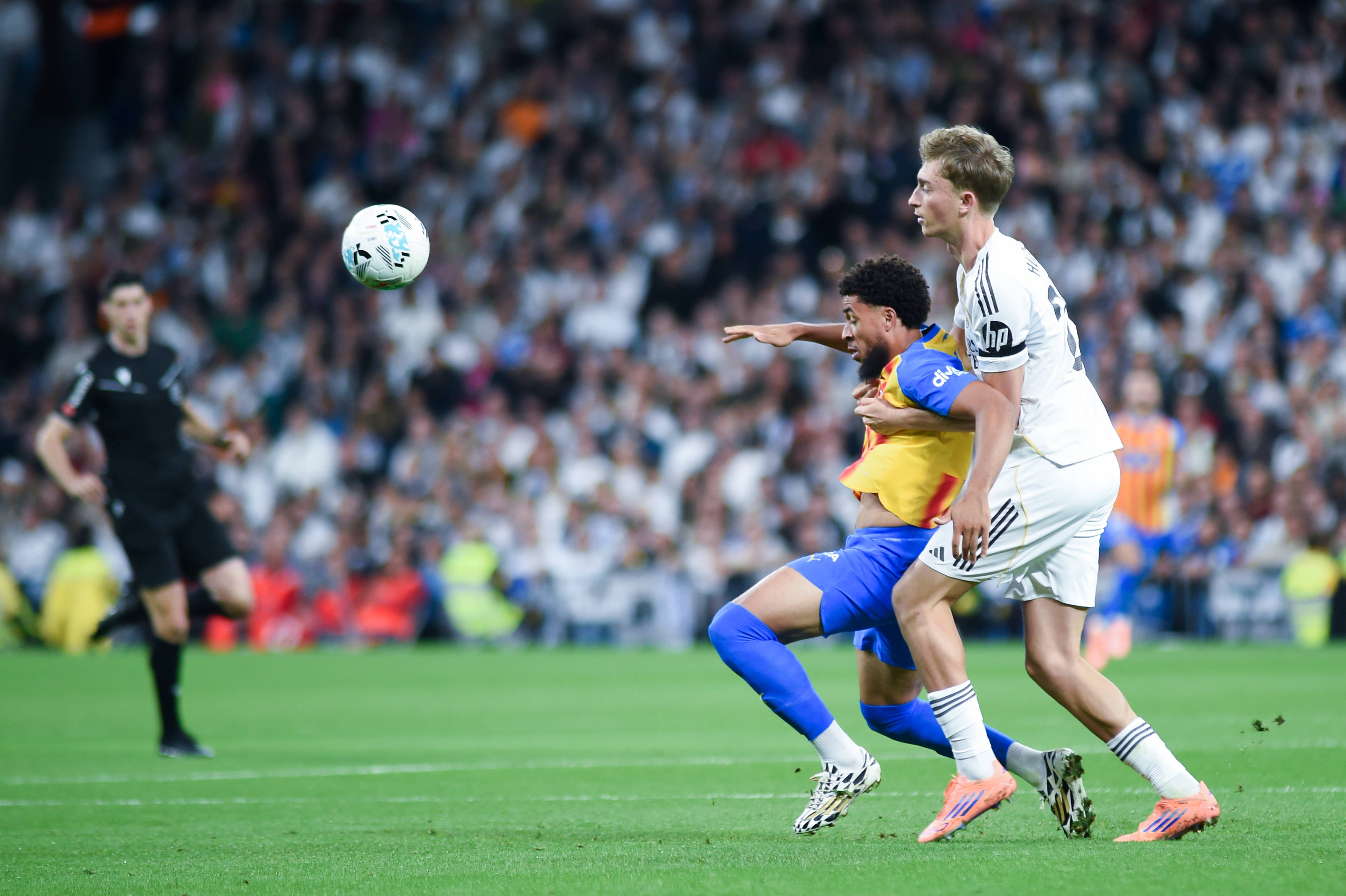 皇马将在瓦伦西亚迎来激烈角逐