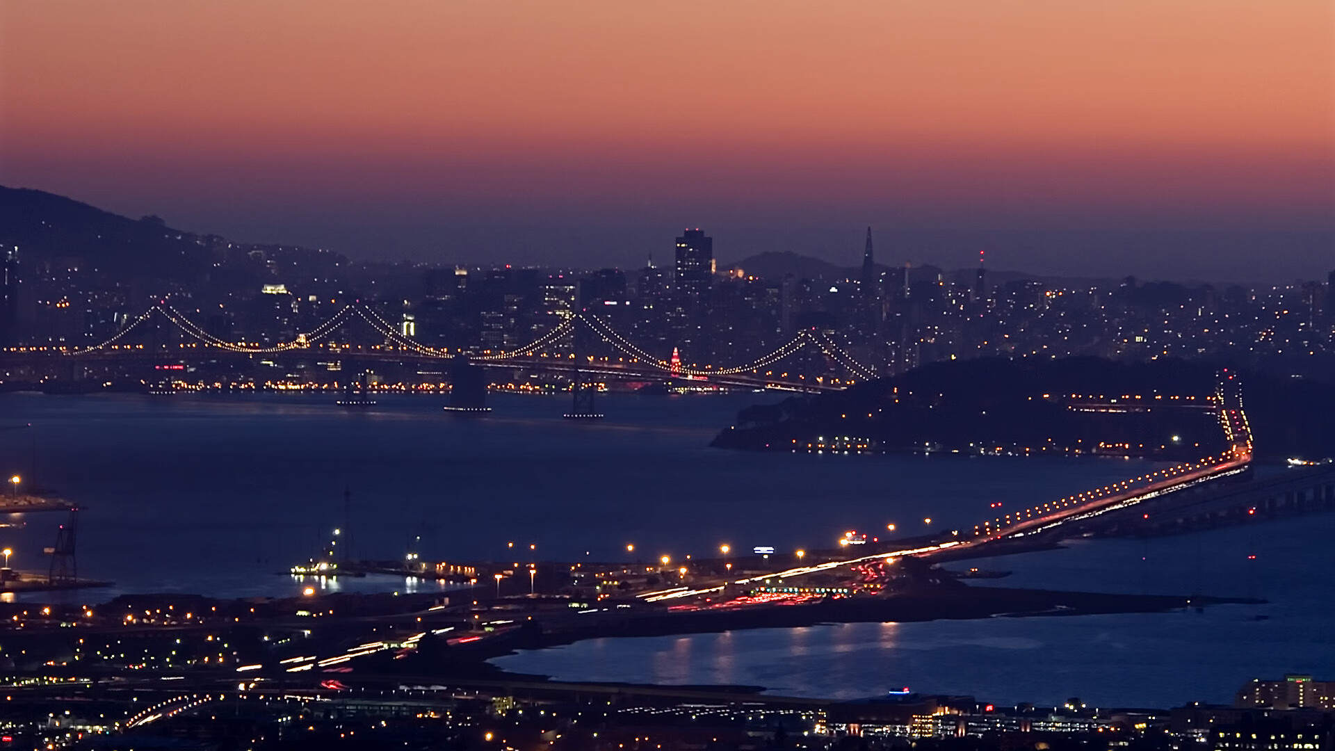 欧冠之夜的双面叙事，特奥的加冕礼与摩洛哥的坚韧诗篇