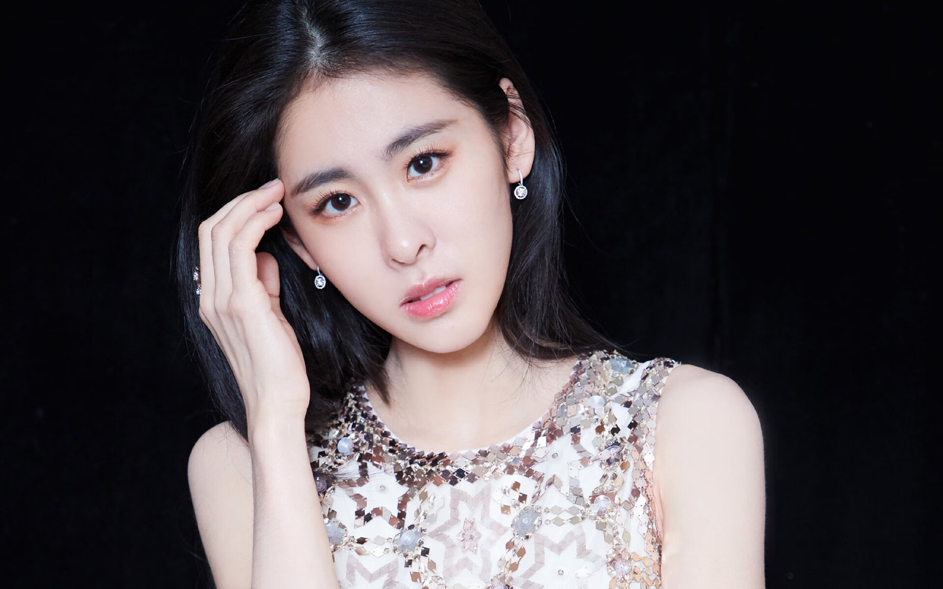 墨西哥高压风暴席卷圣西罗!莱万绝境亮剑捍卫米兰荣耀